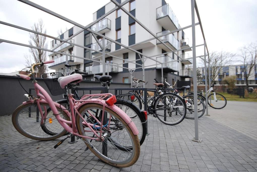 Apartmán Art Marina Nad Rzeka Z Bezplatnym Parkingiem Vratislav Exteriér fotografie
