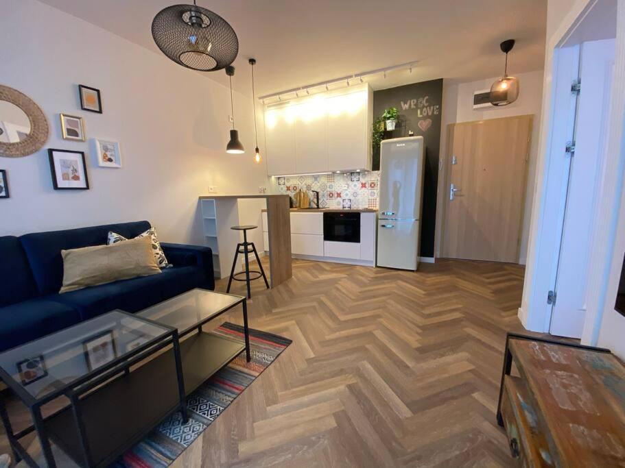 Apartmán Art Marina Nad Rzeka Z Bezplatnym Parkingiem Vratislav Exteriér fotografie